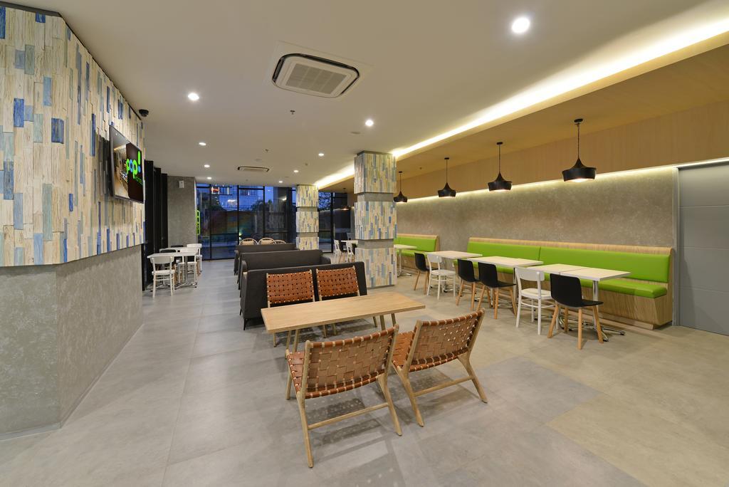Pop! Hotel Timoho Yogyakarta Esterno foto