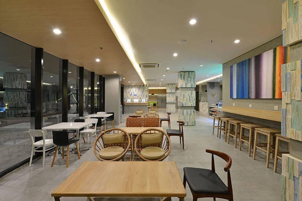 Pop! Hotel Timoho Yogyakarta Esterno foto
